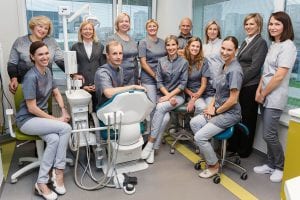 dentastra-gydytoju-komanda